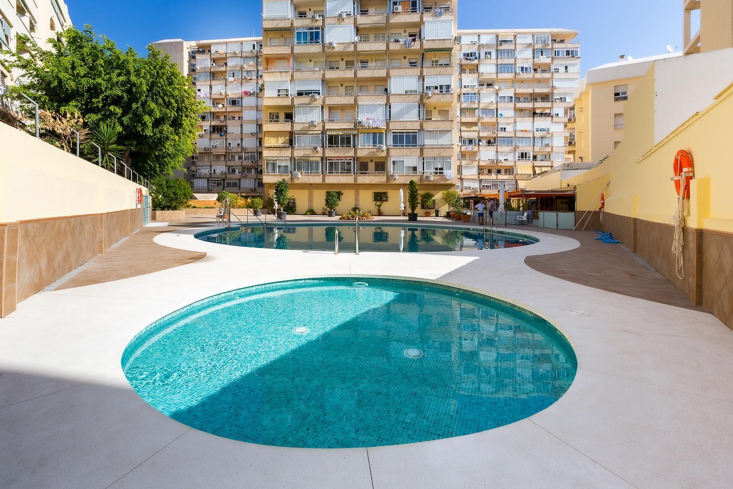 Ver1 - Terraza - 1 Dorm - Wifi - Centro A 100 Metros - Playa A 600 Metros Торемолинос Екстериор снимка